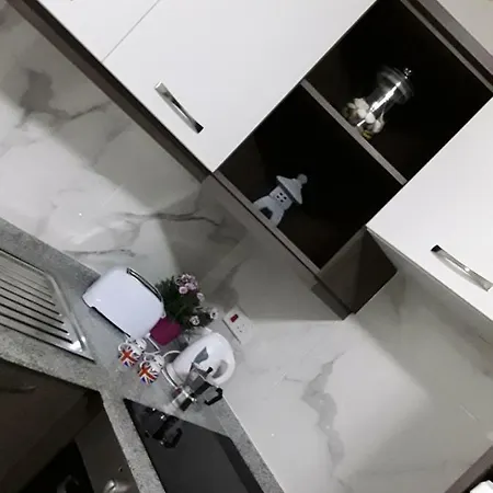 Maltese House Ametista